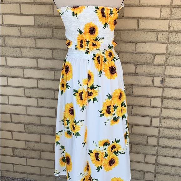 White Yellow Sunflower Print 2 Pc Strapless Top Skirt Set - Picture 4 of 13